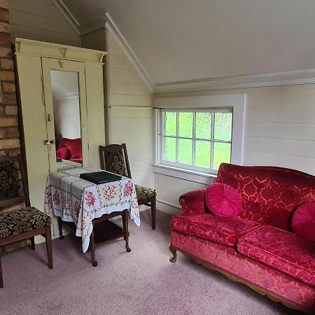 Bed and Breakfast Dovecote House Окленд Экстерьер фото