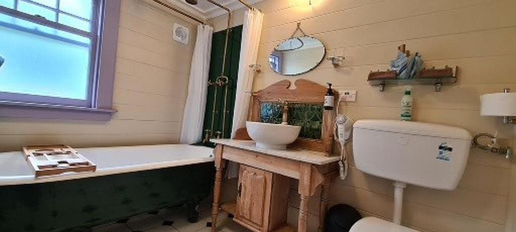 Bed and Breakfast Dovecote House Окленд Экстерьер фото